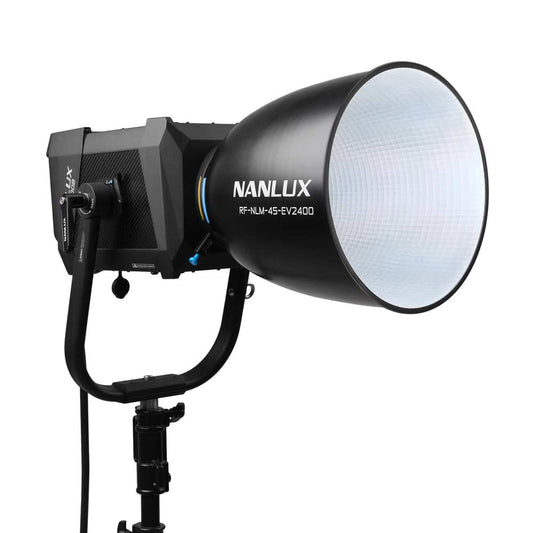 NANLUX Evoke 2400B Bi-color Spot Light with Reflector 45° in Flight case Light Fixture SHAPE wlb