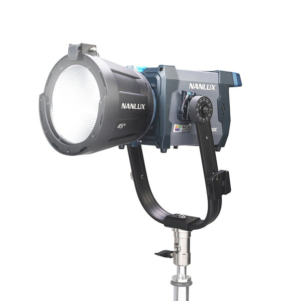 NANLUX Evoke 150C LEDフルカラースポットライト NANLUX Evoke 150C LED Full-color Spot Light – SHAPE wlb