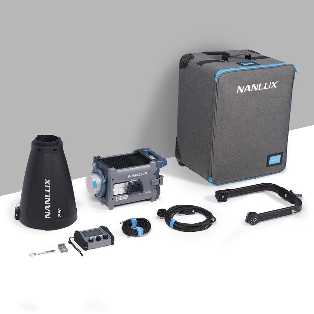 NANLUX Evoke 600C LED Full-color Spot Light with trolley case