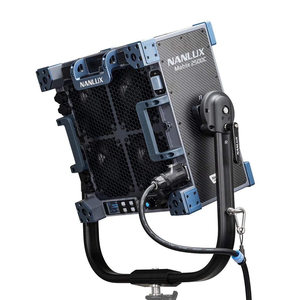 NANLUX Matrix 2500C LED Full-color Multi-source Spot Light with Flight Case Light Fixture SHAPE wlb
